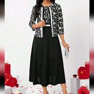 Chic Black and White Long Sleeve Dress